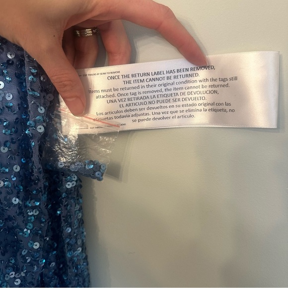 NWT Mac Duggal Blue Puff Shoulder Sequined Surplice Gown French Blue Sz 4 - Picture 10 of 16